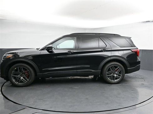 New 2026 Ford Explorer ST image 9