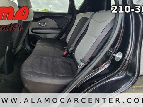 Used 2016 Kia Soul FWD image 25