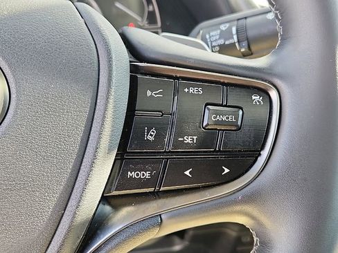 Used 2021 Lexus ES 350 w/ Premium Package image 22