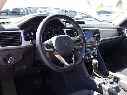 Used 2021 Volkswagen Atlas SEL Premium AWD/4WD image 16