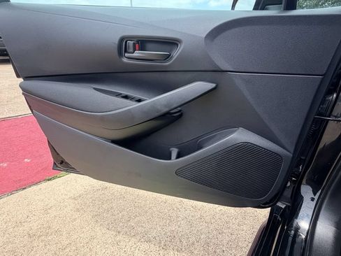 Used 2024 Toyota Corolla LE FWD image 23