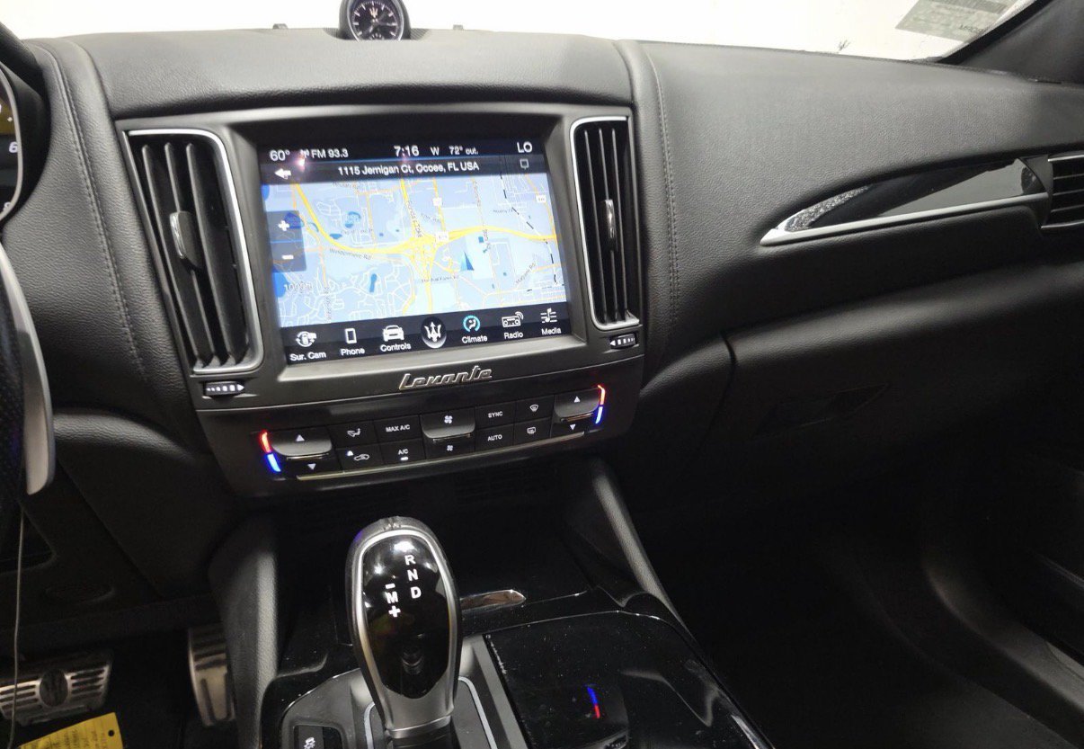 Used 2018 Maserati Levante GranSport AWD/4WD image 10