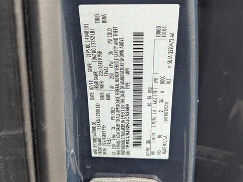 Used 2019 Ford Escape Titanium image 16