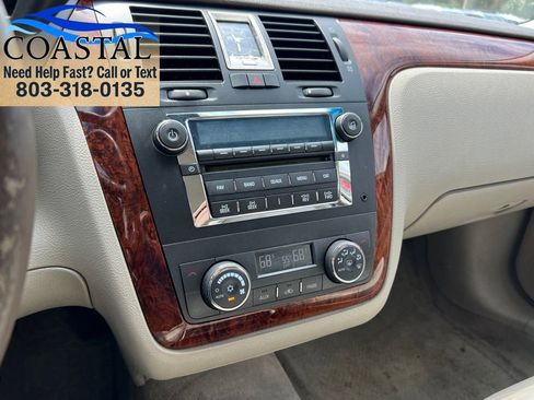 Used 2006 Cadillac DTS FWD image 31