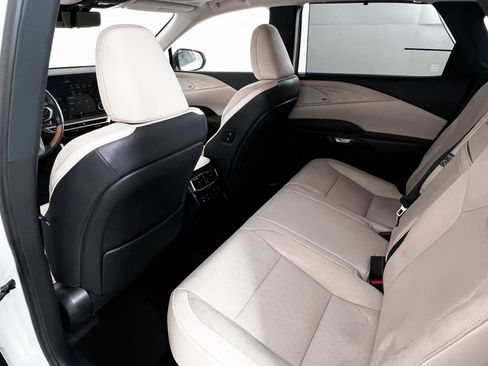 Used 2024 Lexus RX 450h AWD w/ Luxury Package image 20