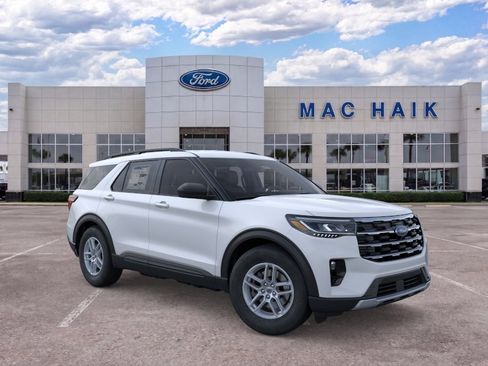 New 2026 Ford Explorer Active w/ Active Comfort Package RWD image 7