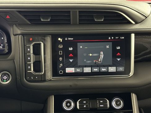 Used 2022 GMC Yukon Denali AWD/4WD image 21