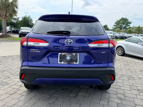 Used 2024 Toyota Corolla Cross LE FWD image 9