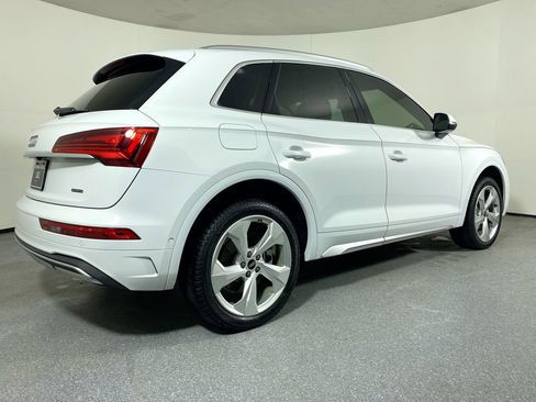 Used 2021 Audi Q5 Prestige w/ Prestige Package AWD/4WD image 36