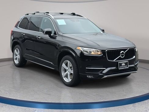 Used 2016 Volvo XC90 T5 Momentum image 4