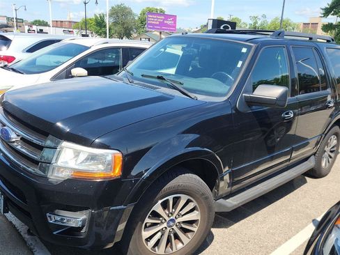 Used 2017 Ford Expedition XLT AWD/4WD image 9