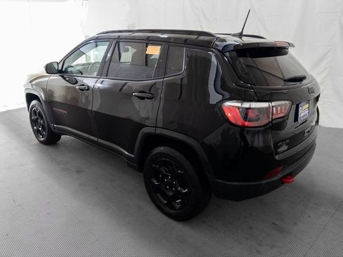 Used 2023 Jeep Compass Trailhawk w/ Trailhawk Convenience Group image 5