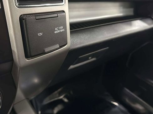 Used 2017 Ford F150 Lariat w/ Equipment Group 502A Luxury AWD/4WD image 29
