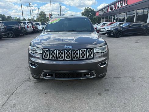 Used 2018 Jeep Grand Cherokee Overland w/ Trailer Tow Group IV RWD image 8