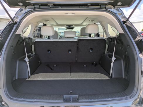 Certified 2025 Kia Sorento S w/ Panoramic Sunroof Package FWD image 10