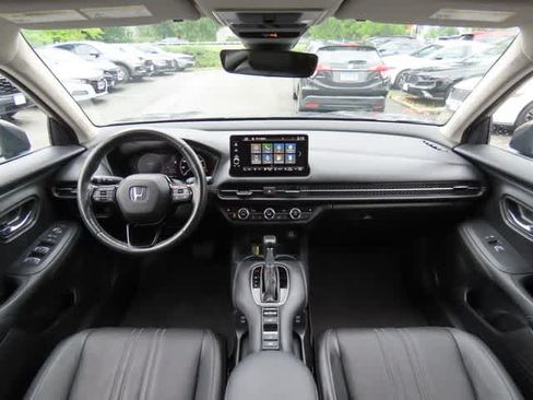 Used 2024 Honda HR-V EX-L image 17