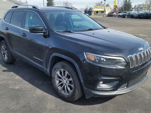 Used 2019 Jeep Cherokee Latitude Plus image 9