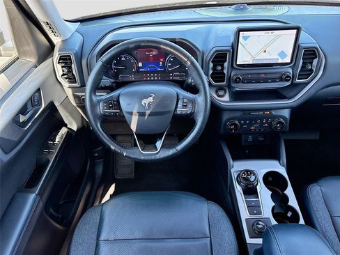 Used 2021 Ford Bronco Sport Outer Banks w/ Outer Banks Package (96D) image 27