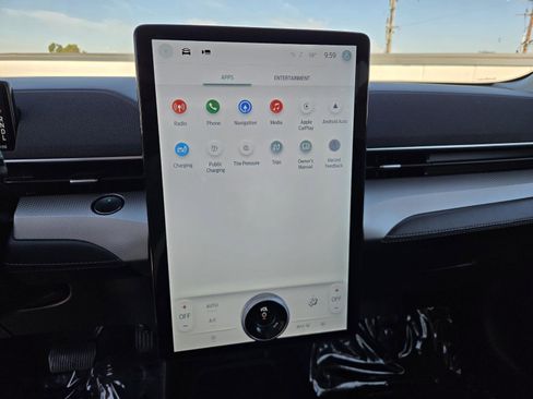 Used 2023 Ford Mustang Mach-E Select image 11