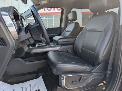 Used 2022 Ford F150 Lariat image 13