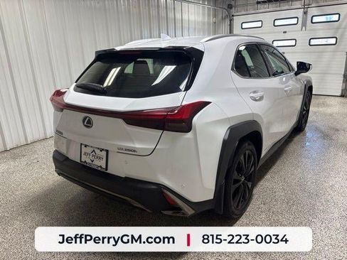 Used 2019 Lexus UX 250h F Sport w/ F Sport Premium Package AWD/4WD image 3
