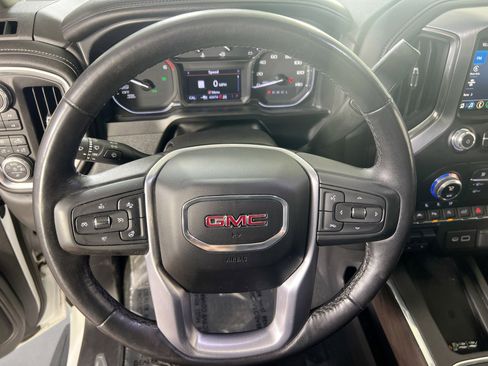 Used 2021 GMC Sierra 1500 SLT w/ SLT Premium Plus Package image 11