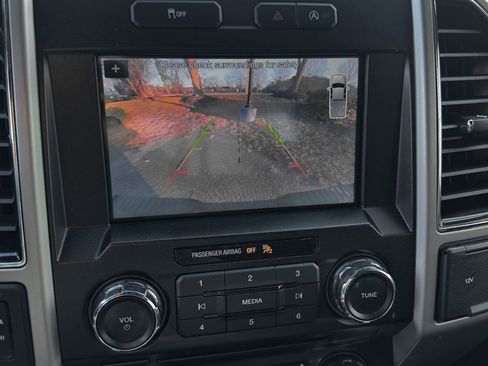 Used 2018 Ford F150 Lariat image 24