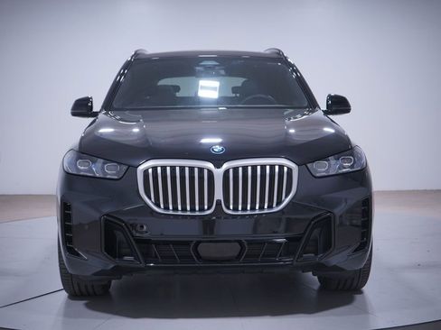 Used 2026 BMW X5 xDrive50e w/ M Sport Package AWD/4WD image 4