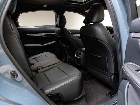 Used 2023 INFINITI QX55 Luxe w/ Cargo Package AWD/4WD image 39