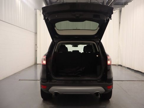 Used 2018 Ford Escape SEL image 18