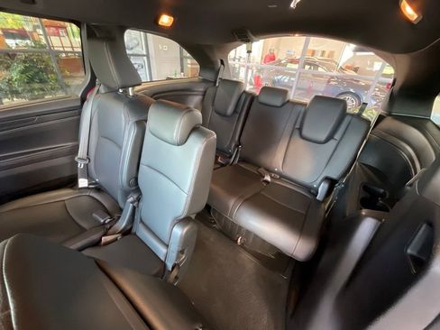 Used 2025 Honda Odyssey Sport-L image 21