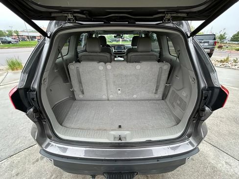 Used 2019 Toyota Highlander Limited Platinum AWD/4WD image 27