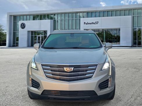 Used 2019 Cadillac XT5 Base image 2