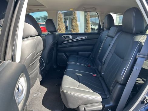 Used 2019 INFINITI QX60 Luxe w/ Essential Package image 17