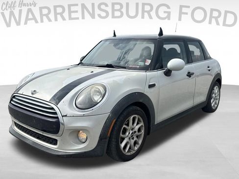 Used 2019 MINI Cooper 4-Door Hardtop FWD image 3