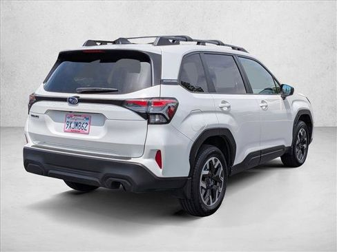 Certified 2026 Subaru Forester Premium AWD/4WD image 5