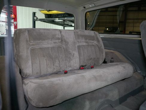 Used 1990 GMC Jimmy 4WD image 40