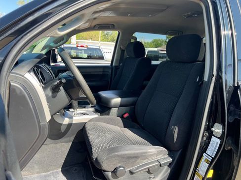 Used 2012 Toyota Tundra 4x4 CrewMax image 10