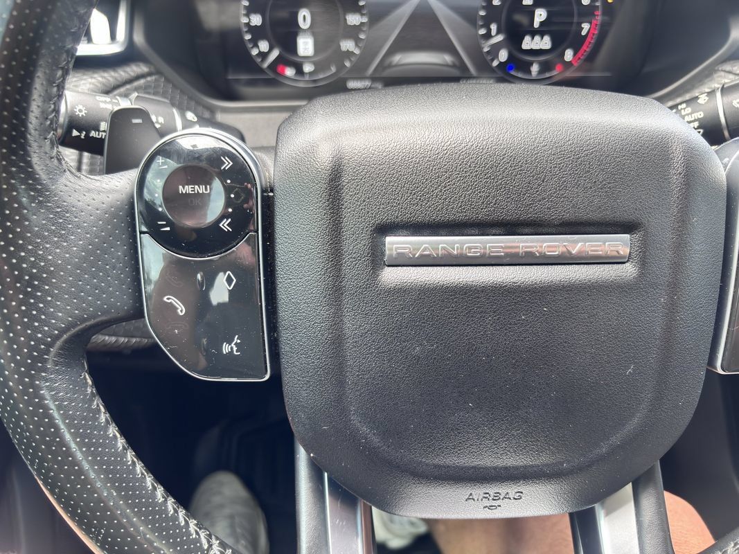 Used 2018 Land Rover Range Rover Velar S AWD/4WD image 36