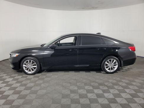 Certified 2022 Honda Accord LX image 7
