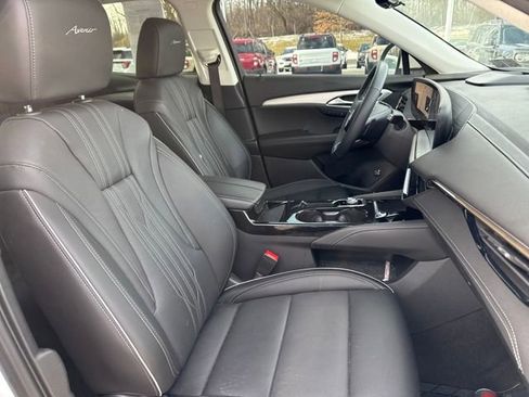 Used 2025 Buick Envision Avenir image 10