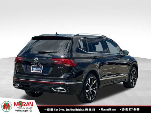 Used 2022 Volkswagen Tiguan SEL R-Line AWD/4WD image 4