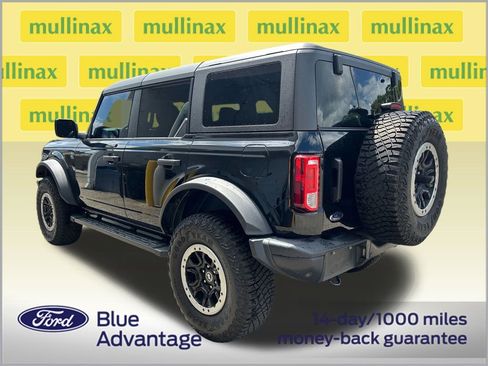 Used 2023 Ford Bronco Black Diamond w/ Sasquatch Package AWD/4WD image 3