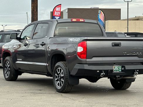 Used 2018 Toyota Tundra SR5 image 6