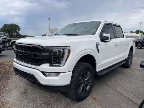 Used 2022 Ford F150 Lariat w/ Equipment Group 502A High AWD/4WD image 3