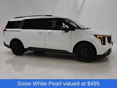 Used 2026 Kia Carnival SX Prestige image 3