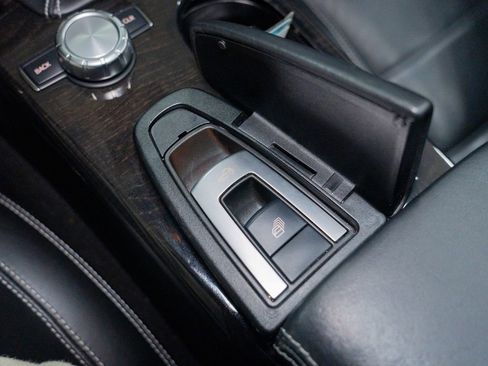 Used 2014 Mercedes-Benz SLK 55 AMG image 45