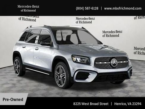 Used 2025 Mercedes-Benz GLB 250 4MATIC image 10