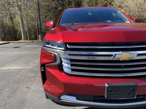 Used 2023 Chevrolet Tahoe High Country image 14