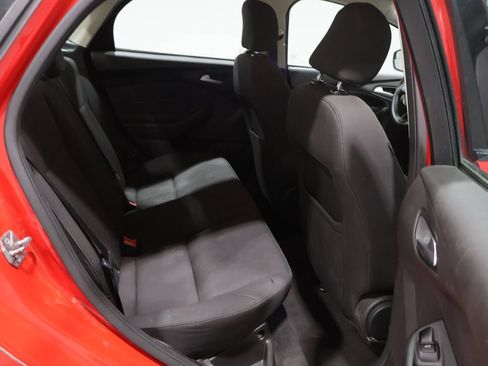 Used 2016 Ford Focus SE FWD image 20